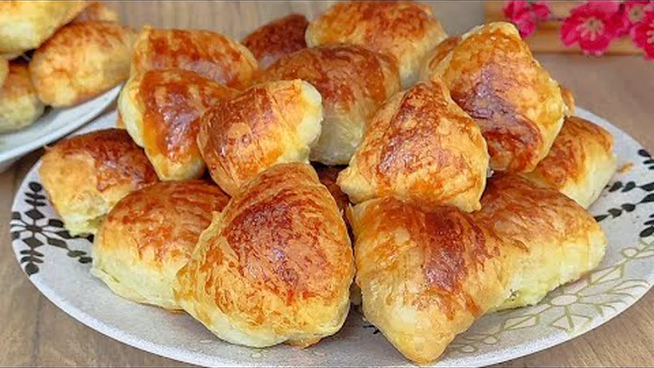 O Kadar KOLAY Kİ Neden Daha Önceden Yapmadım Bu Börek Tel Tel Ayrılıyor