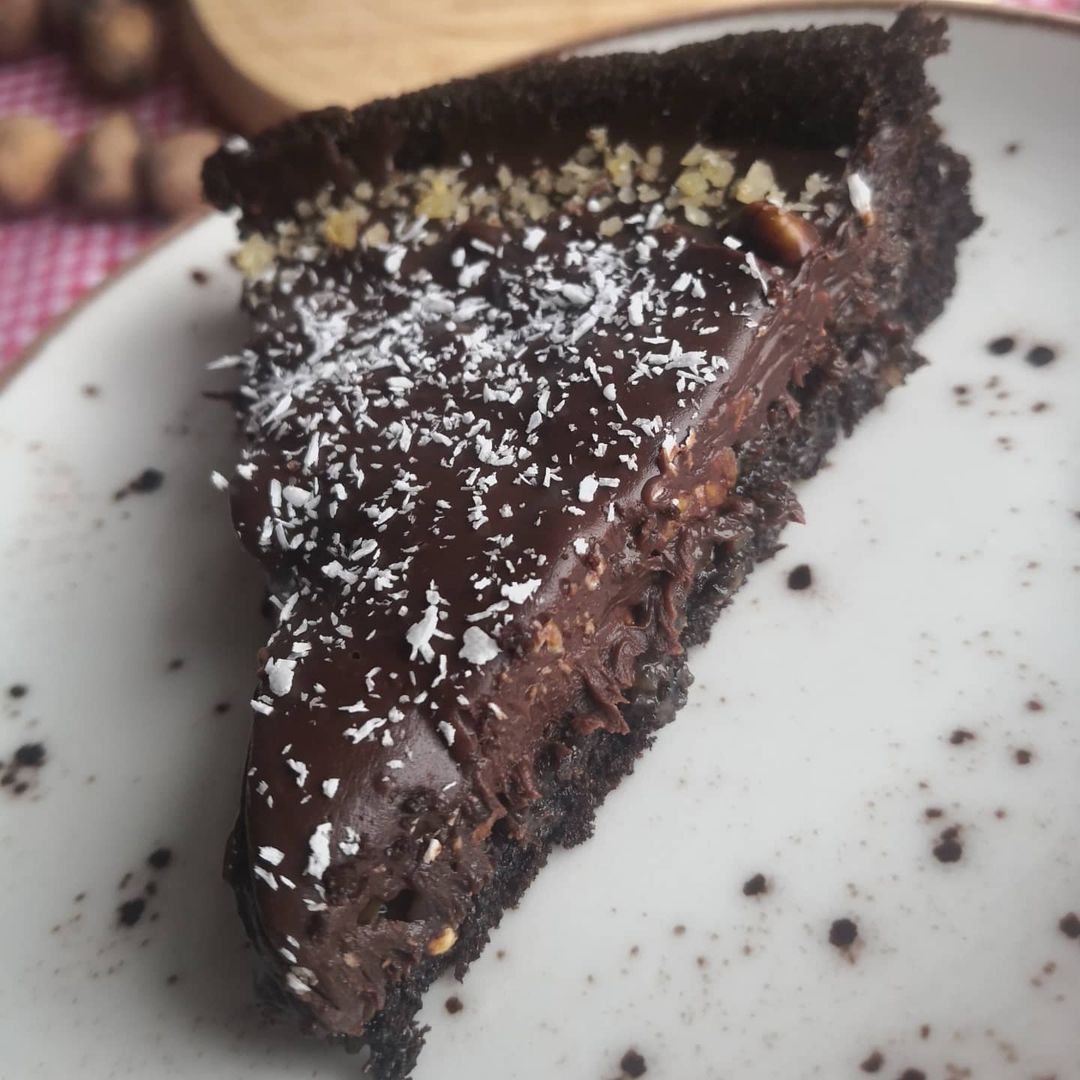 Karamelli Cevizli Ganajlı Tart Kek Tarifi