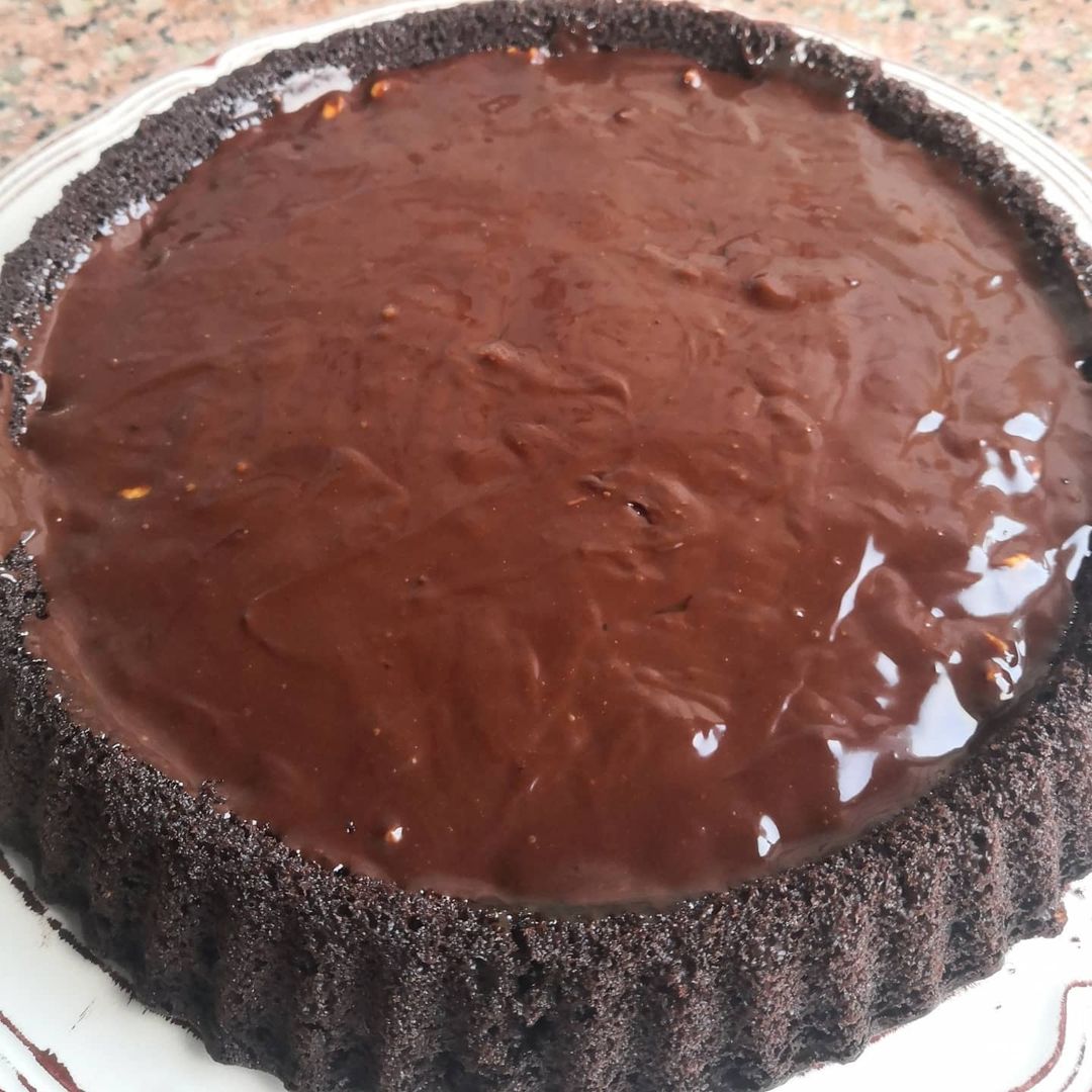 Karamelli Cevizli Ganajlı Tart Kek Tarifi