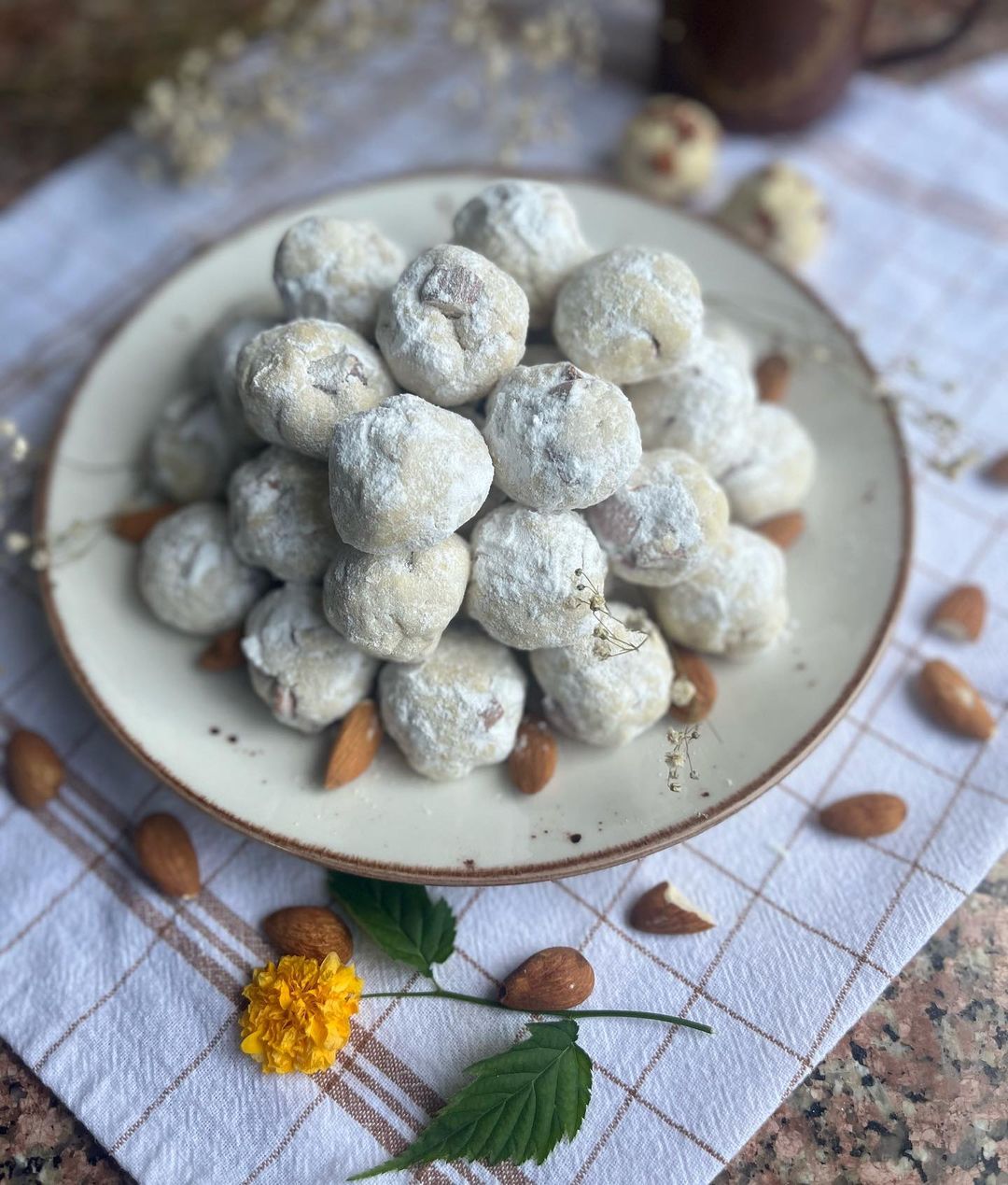 Badem Kurabiyesi Tarifi