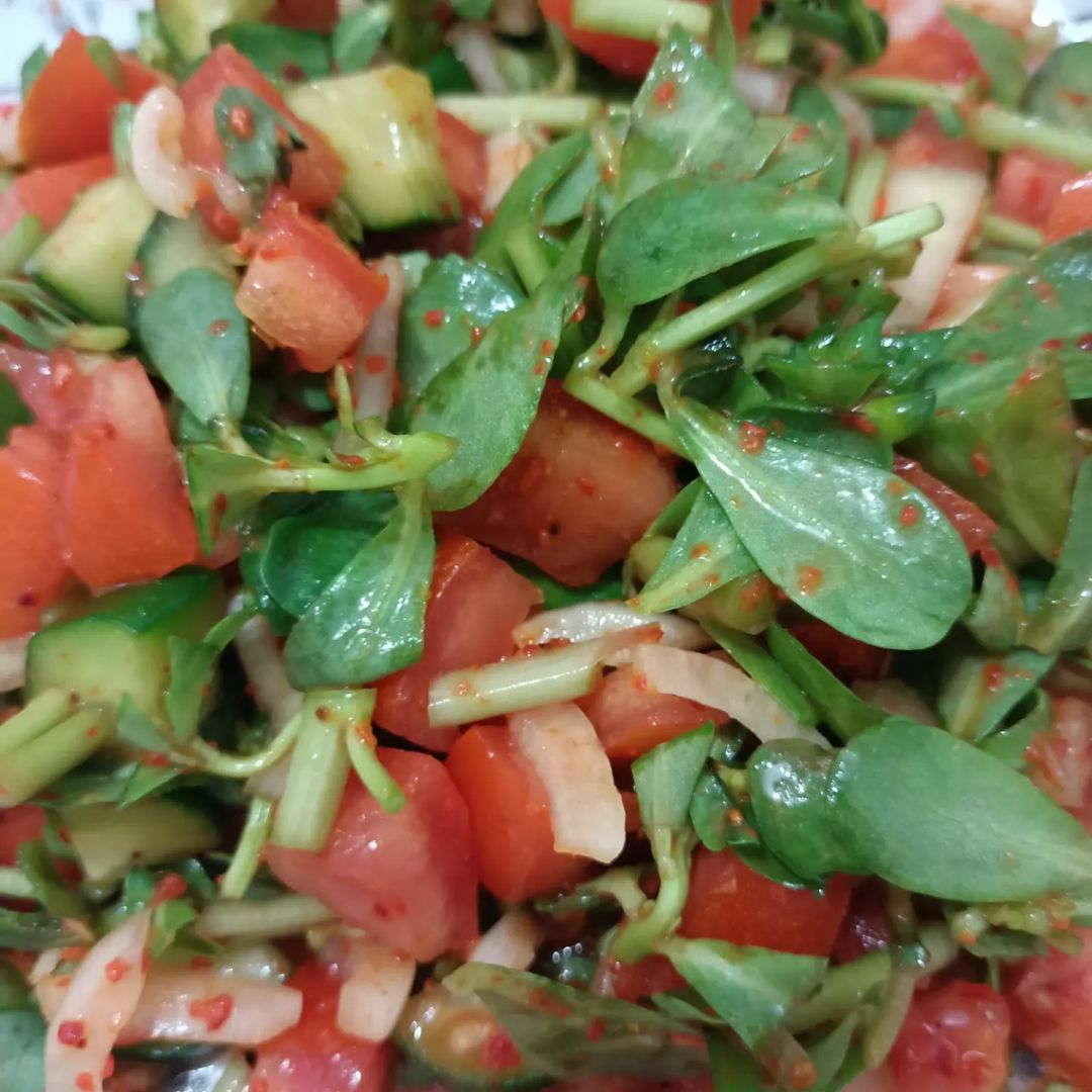 Semiz Otu Salatası Tarifi