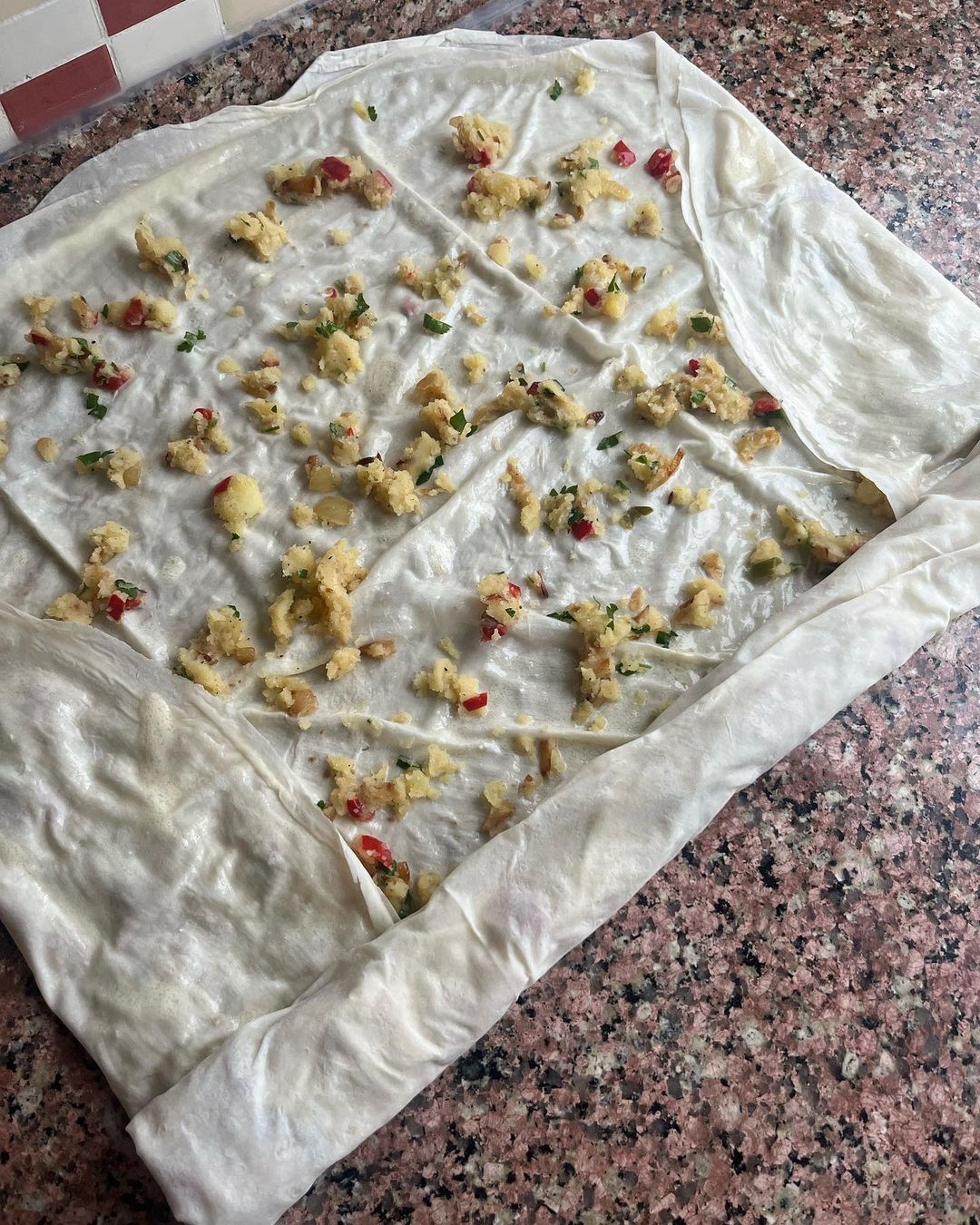 Pratik Patatesli Börek Tarifi