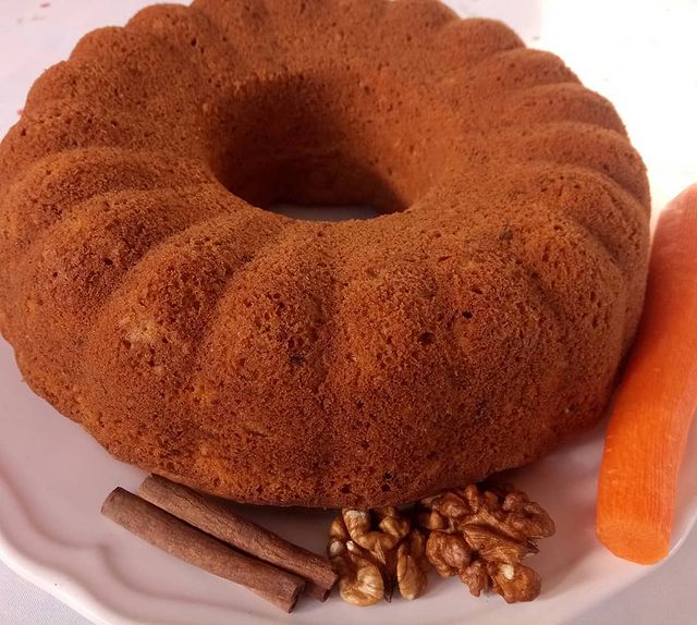 Tarçınlı Cevizli Havuçlu Kek Tarifi