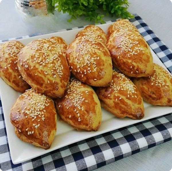 Kremalı Poğaça Tarifi
