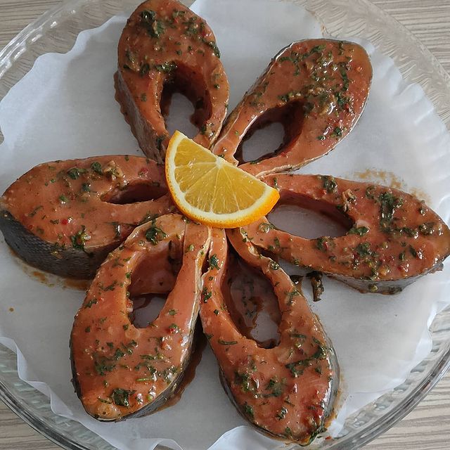 Ballı,Portakallı, Nar Ekşili Somon Tarifi