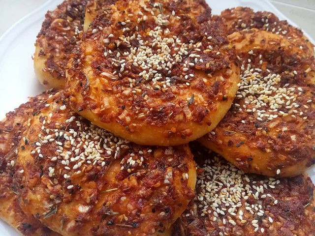 Biberli Ekmek Tarifi