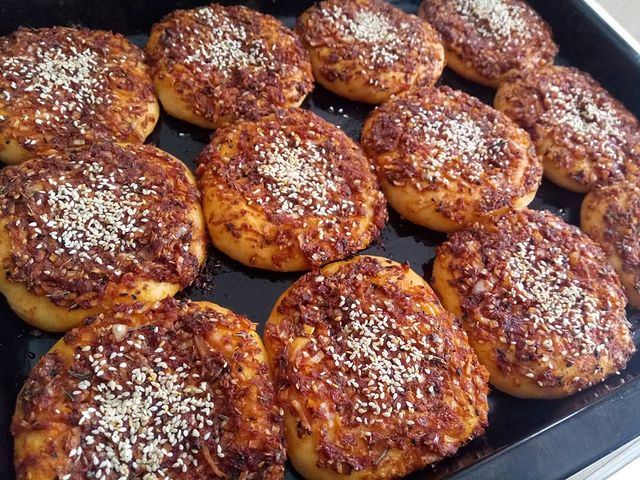 Biberli Ekmek Tarifi