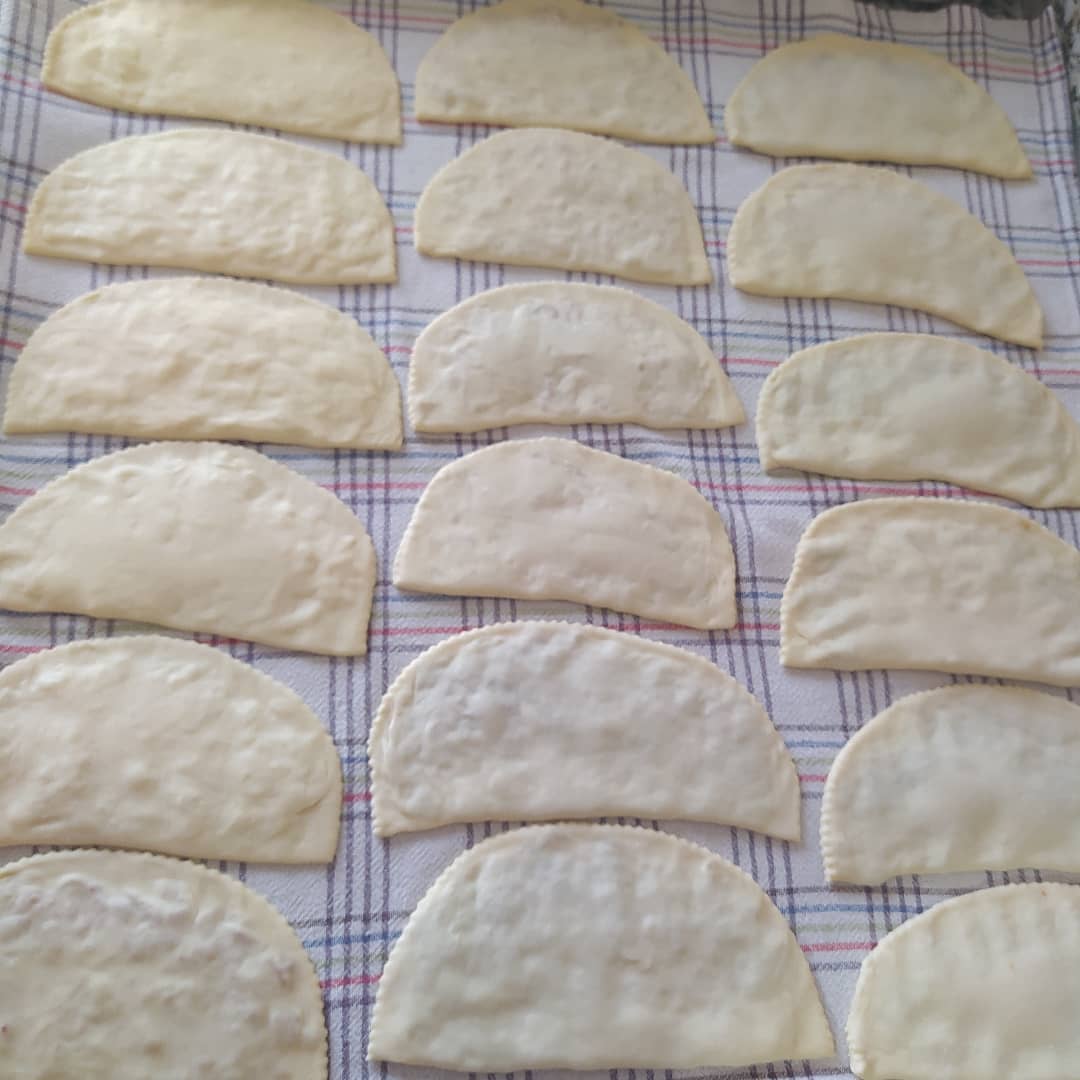 Çiğ Börek Tarifi