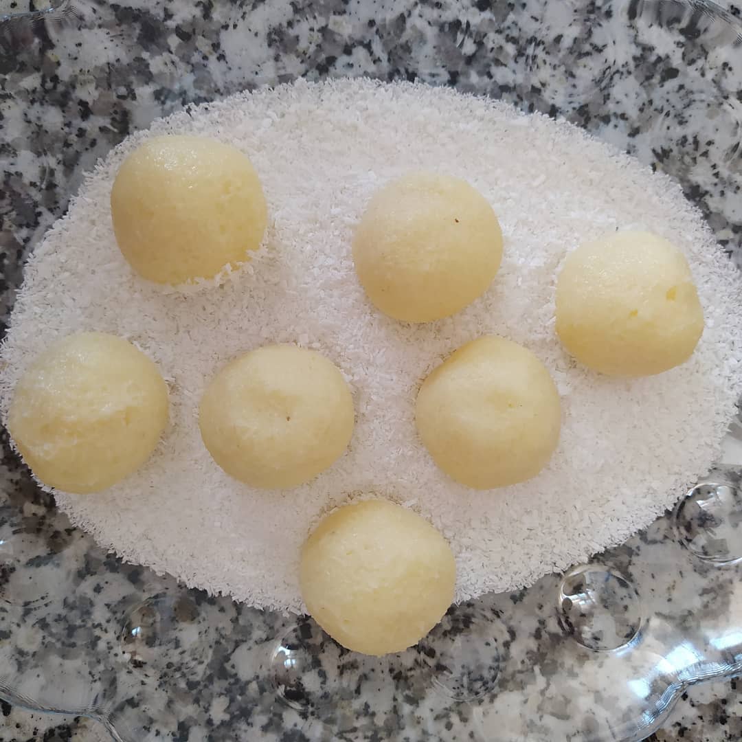 İrmik Topları Tarifi