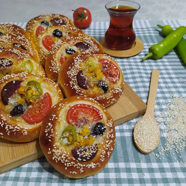 Pizza Poğaça Tarifi