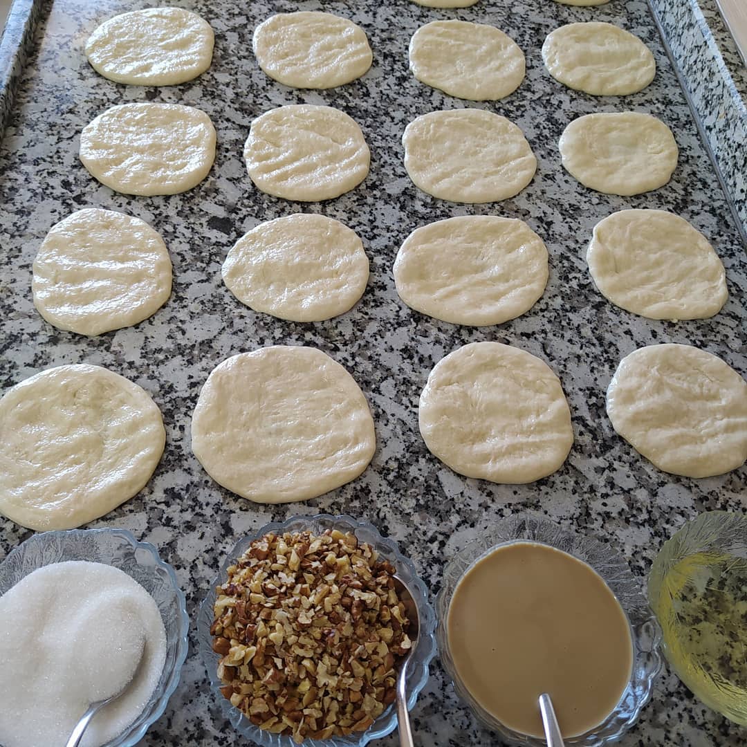 Tahinli Cevizli Çörek Tarifi