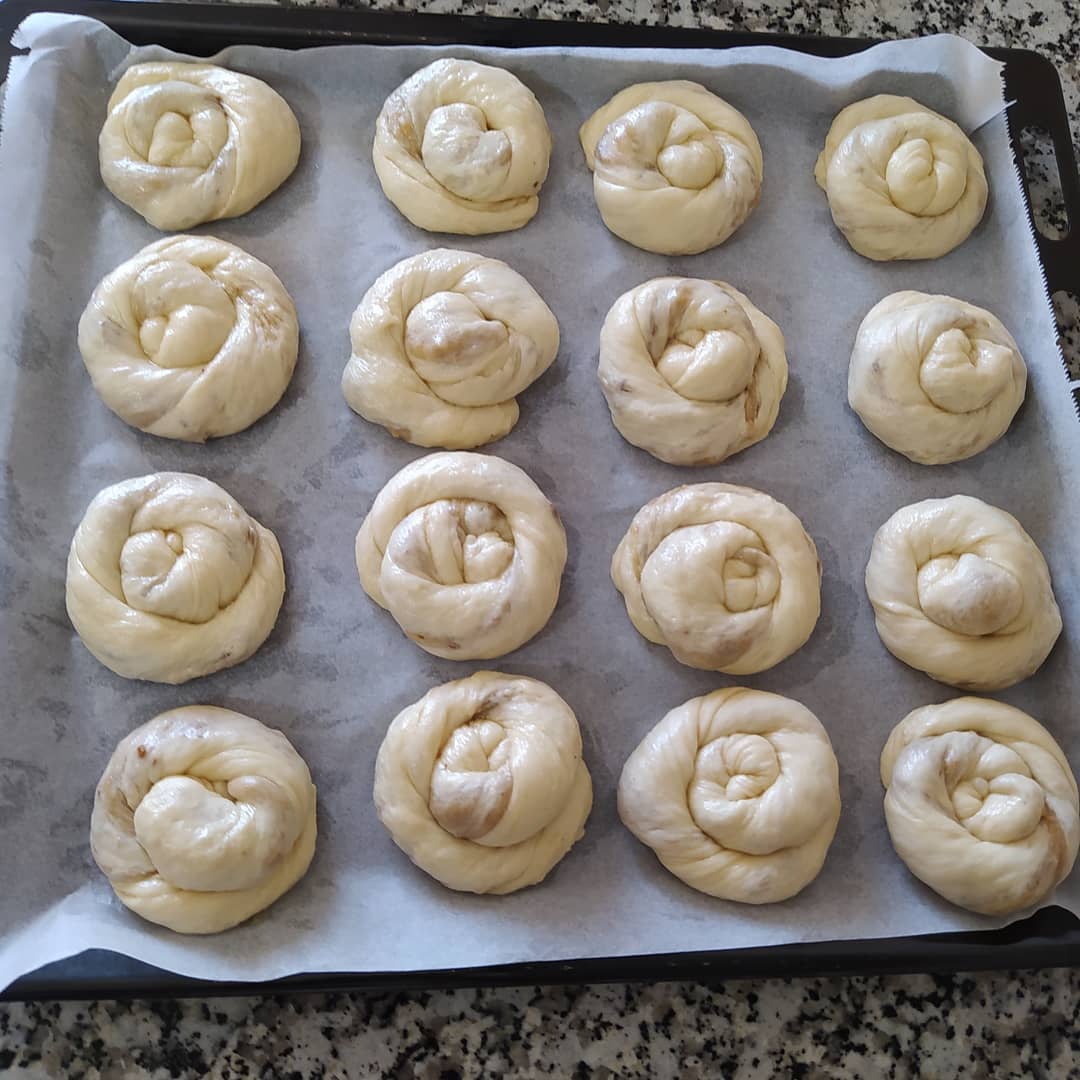 Tahinli Cevizli Çörek Tarifi