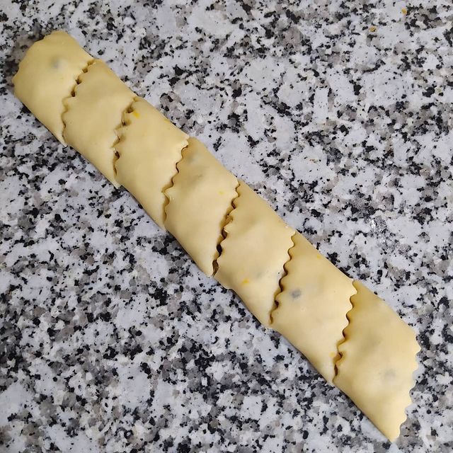 Üzümlü,Cevizli Kurabiye Tarifi