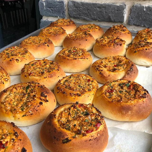 Biberli Ekmek Tarifi , Biberli Ekmek Tarifi Nasıl Yapılır?