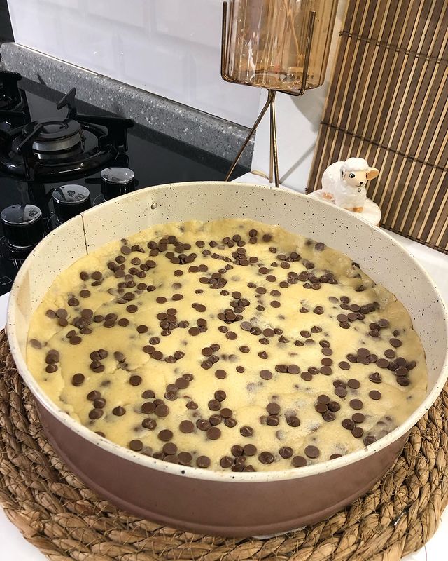 Çikolatalı Dev Cookies Tarifi , Çikolatalı Dev Cookies Tarifi Nasıl Yapılır?