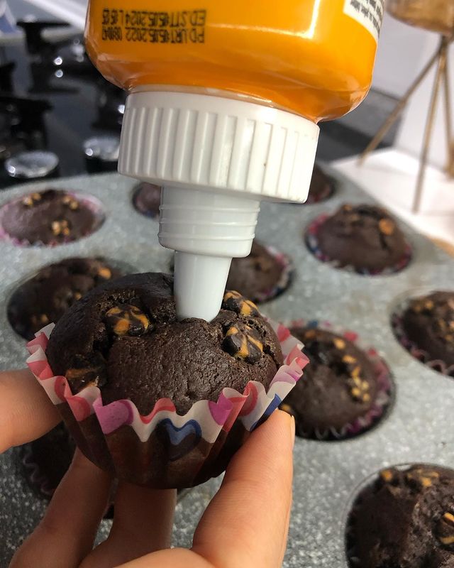 Browni Tadında Çikolatalı Muffinler , Browni Tadında Çikolatalı Muffinler Nasıl Yapılır?