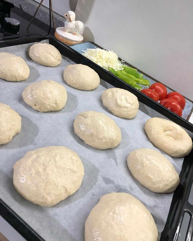 Sıvı Yağlı Pizza Poğaça Tarifi , Sıvı Yağlı Pizza Poğaça Tarifi Nasıl Yapılır?