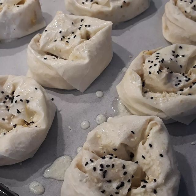 3 Adet Yufka İle Börek Tarifi