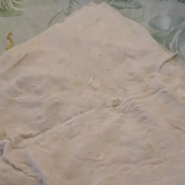 3 Adet Yufka İle Börek Tarifi