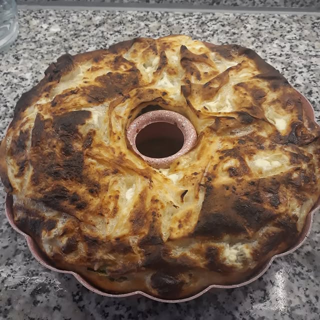 Kek Kalıbında Börek Tarifi