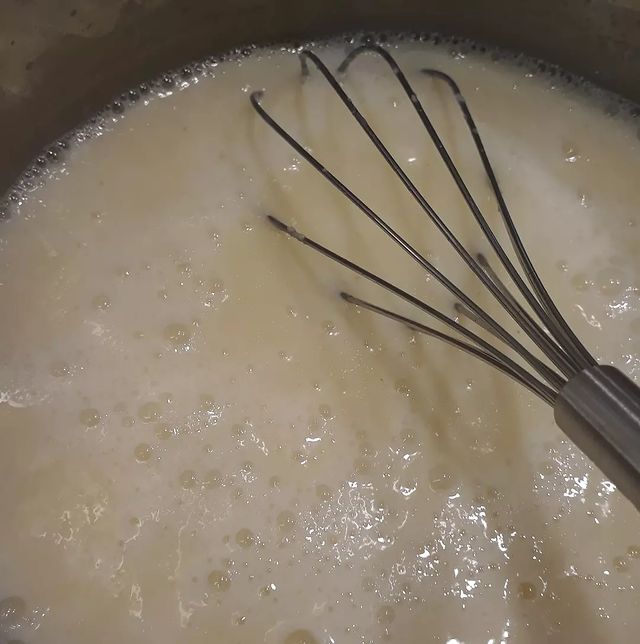 Sütlü İrmik Tatlısı Tarifi