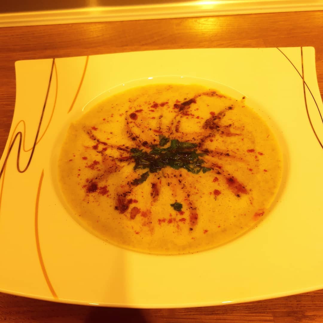 Süzme Yeşil Mercimek Çorbası Tarifi
