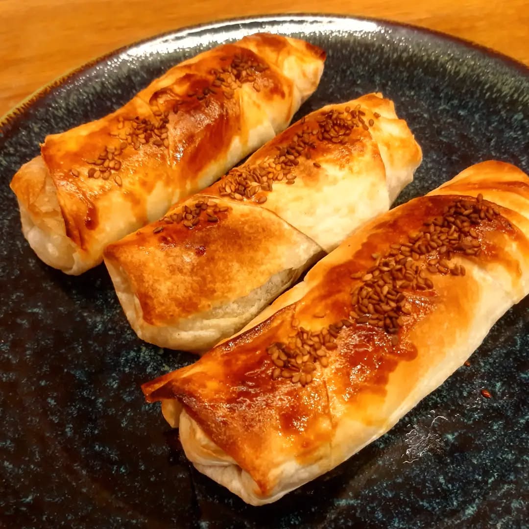 Köz Patlıcanlı Börek Tarifi