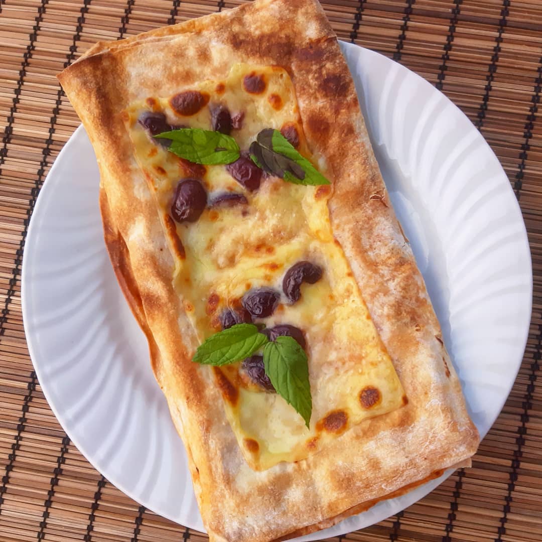 Yufka Pizza Tarifi