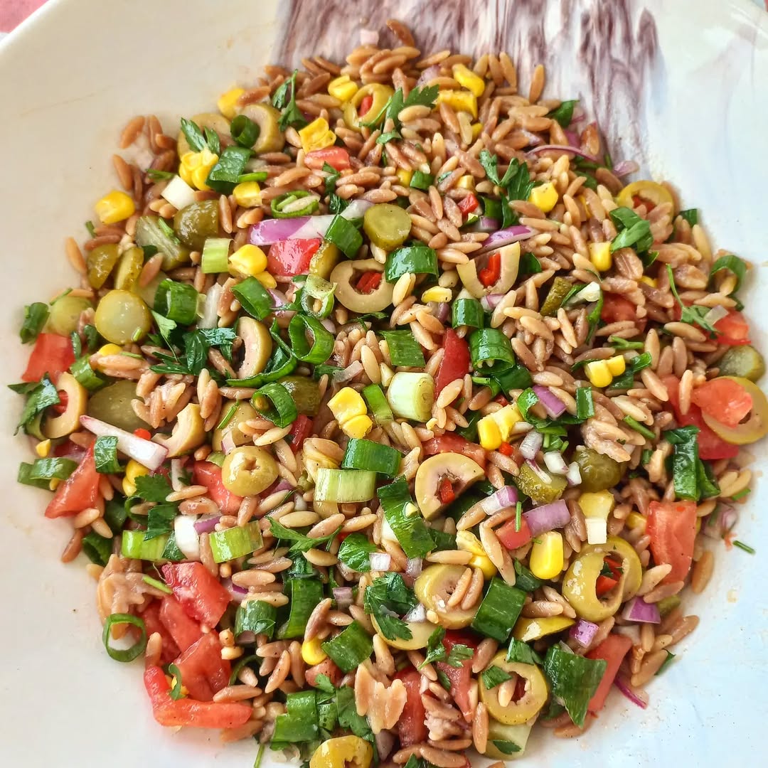 Arpa Şehriye Salatası Tarifi