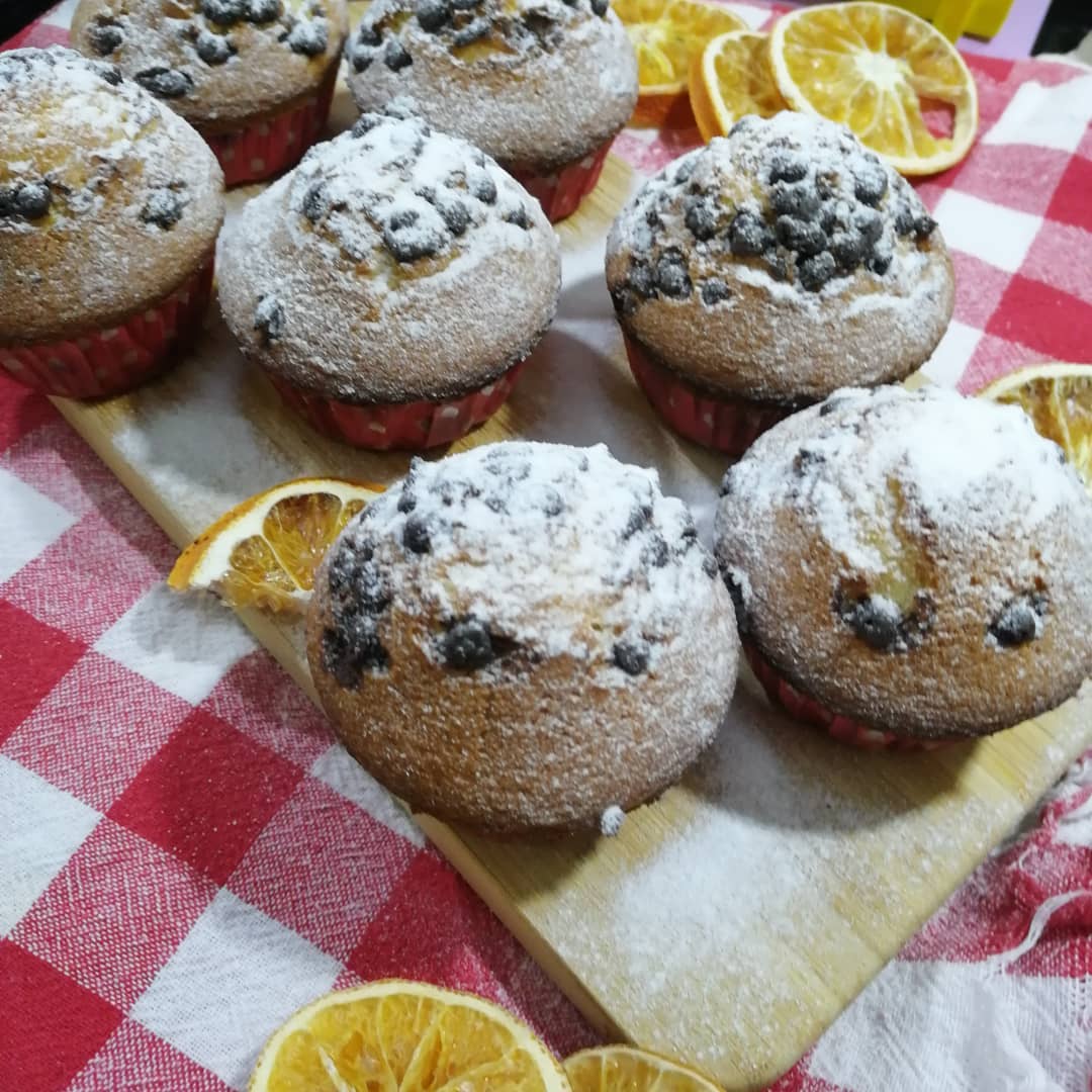 Damla Çikolatalı Sade Muffin Tarifi