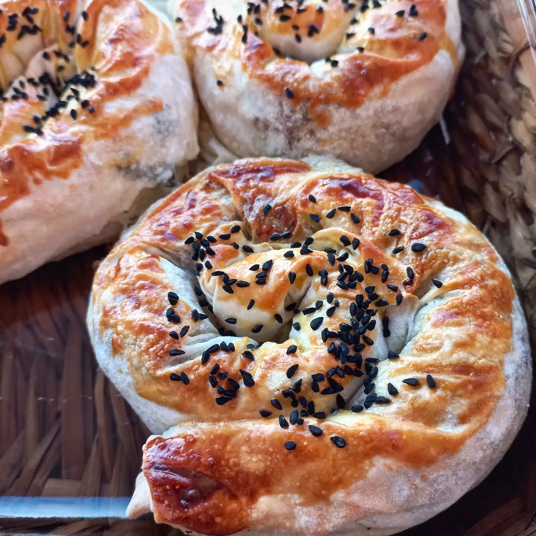 Hazır Yufkadan Çıtır Börek Tarifi