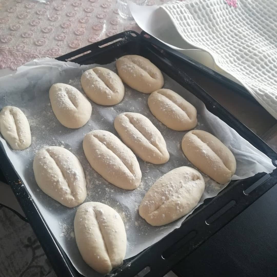 Kuru Mayalı Ekmek Tarifi