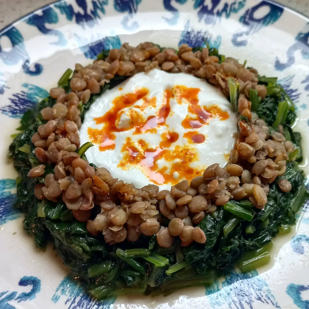 Mercimekli Pazılı Salata Tarifi
