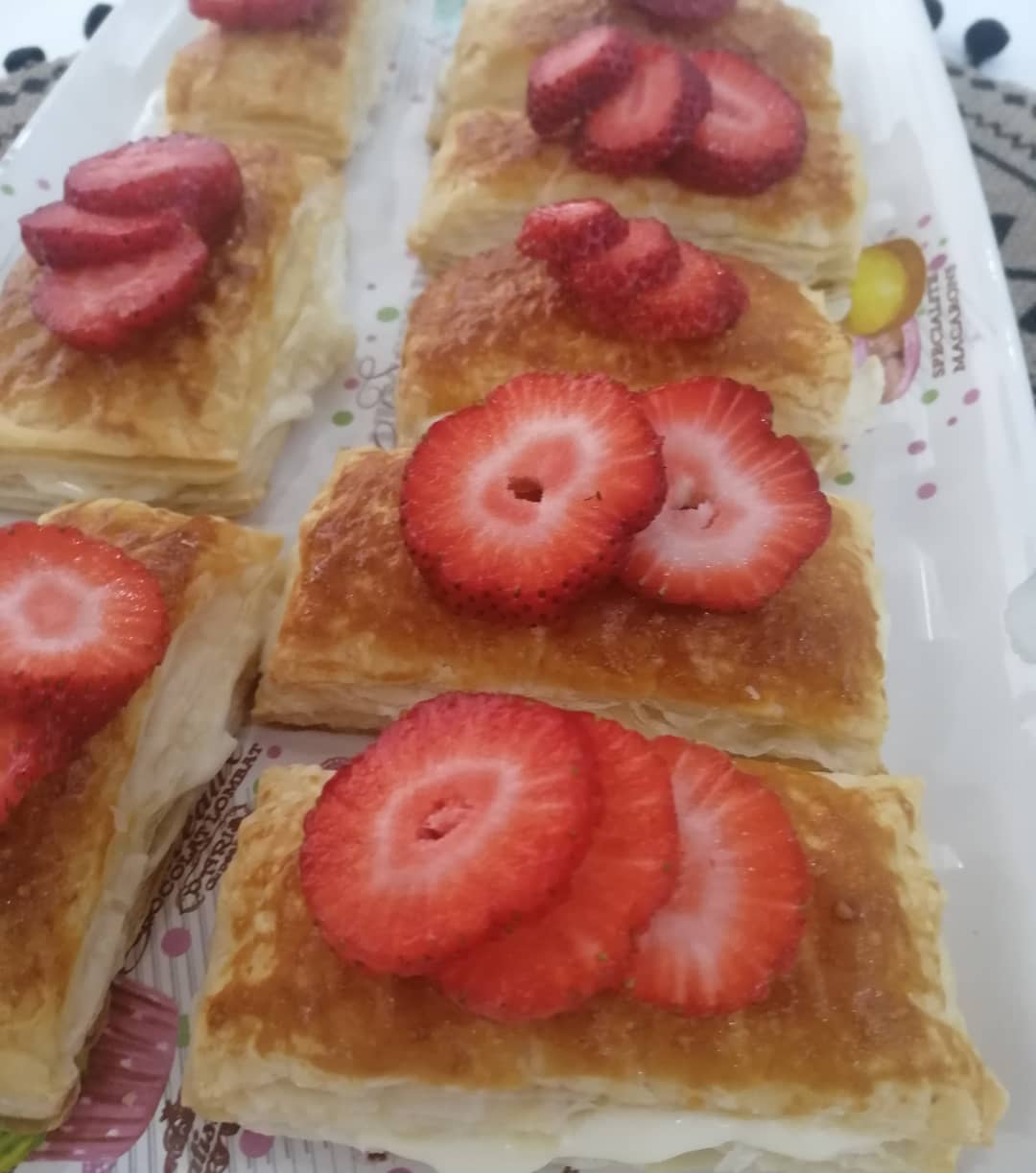 Muhallebili Milföy Tatlısı Tarif