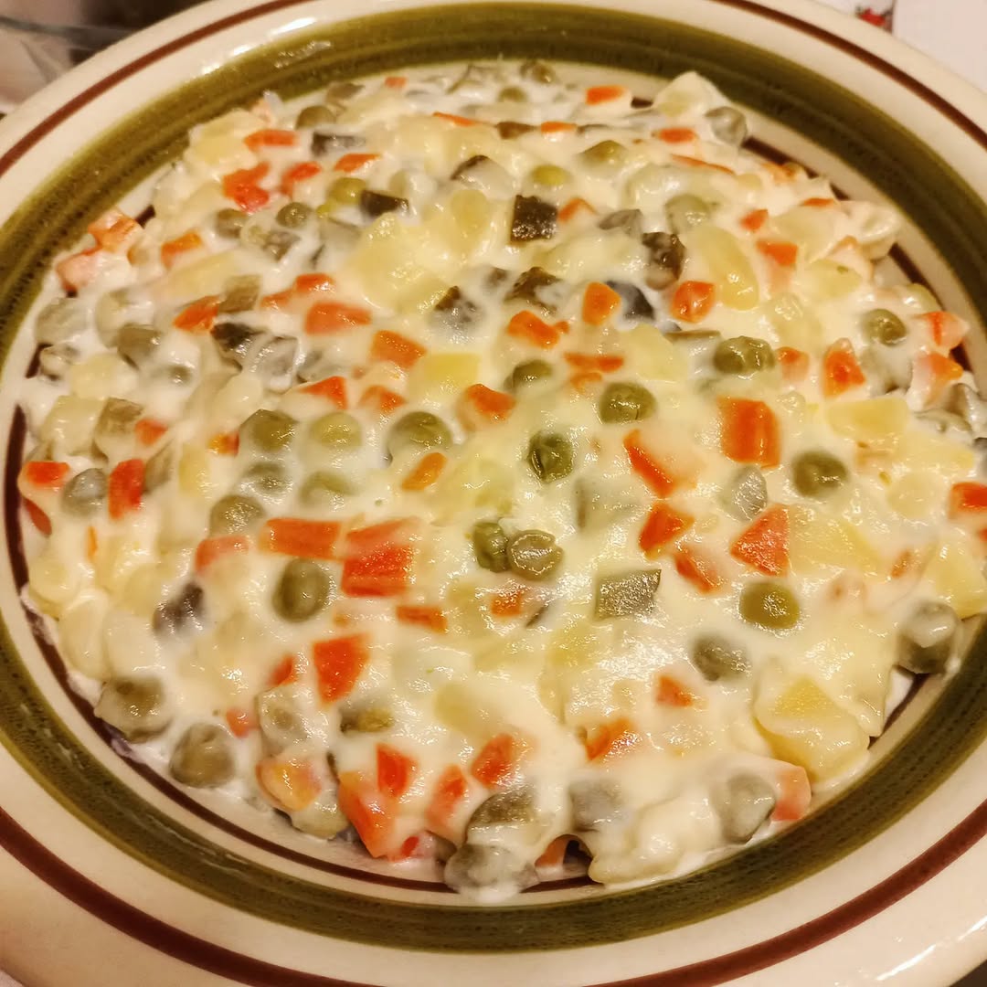 Rus Salatası Ve Ev Yapımı Mayonez Tarifi