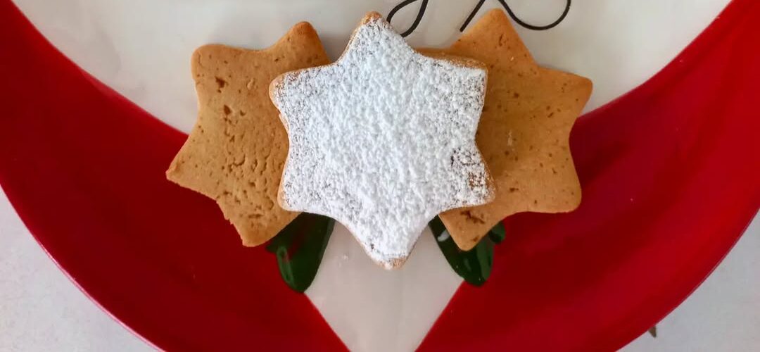 Tarçınlı Ve Zencefilli Yılbaşı Kurabiyesi Tarifi