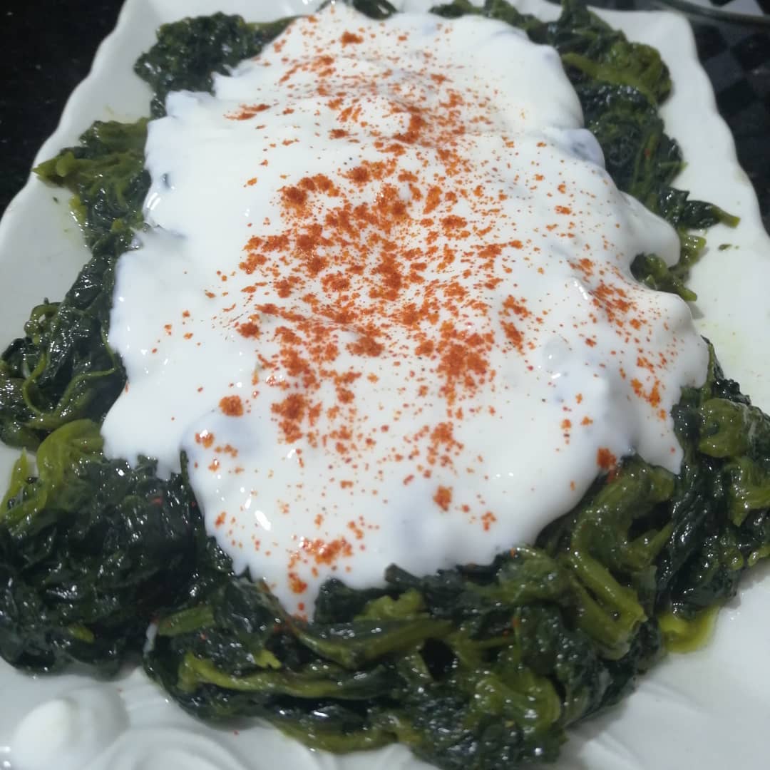 Yoğurtlu Ispanak Yemeği Tarifi