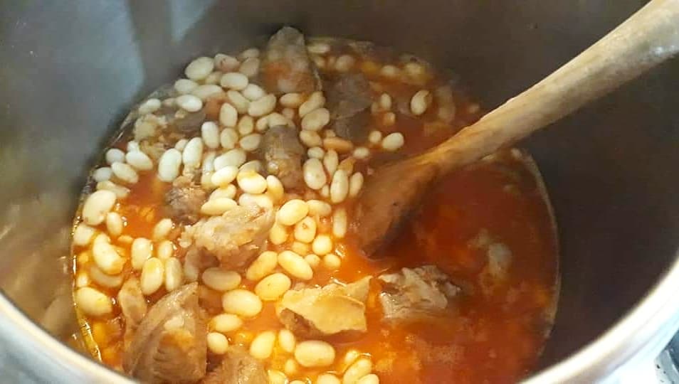 Etli Kuru Fasulye Tarifi