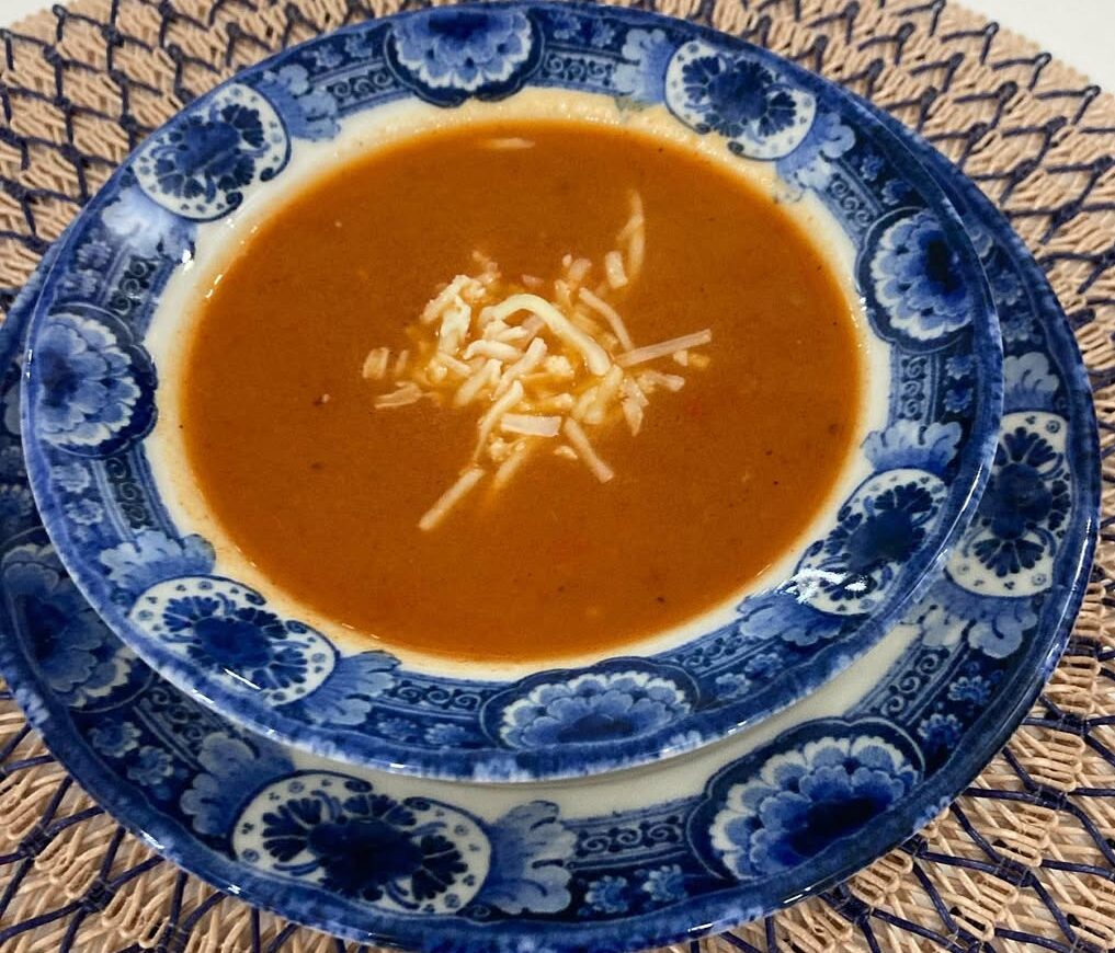 Kolay Domates Çorbası Tarifi