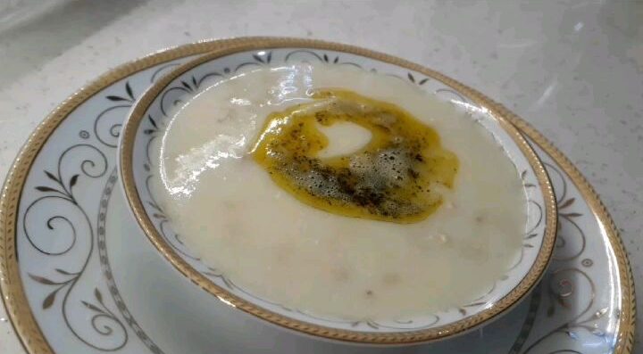 Tavuk Suyuna Buğday Çorbası Tarifi