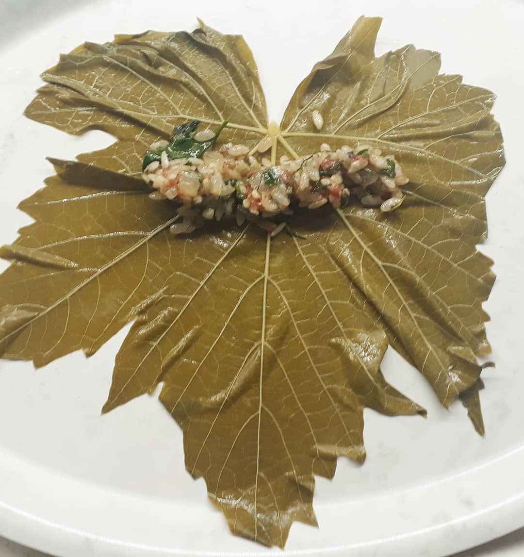 Zeytinyaģlı Yaprak Sarma Tarifi