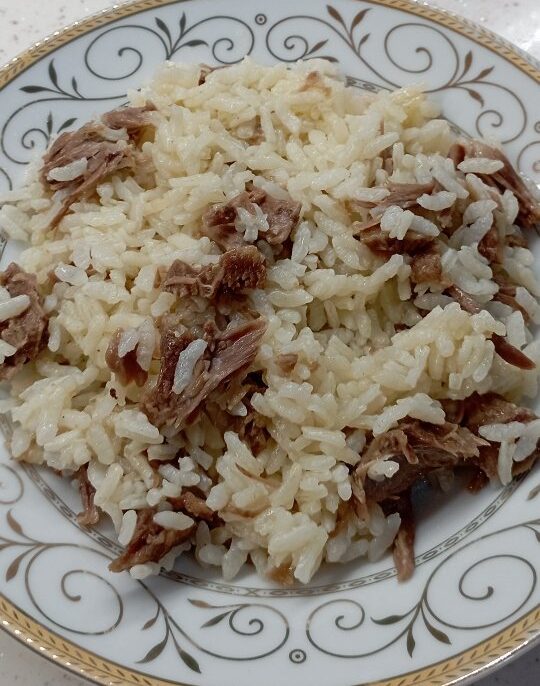 Etsuyuna Salma Pilav Tarifi