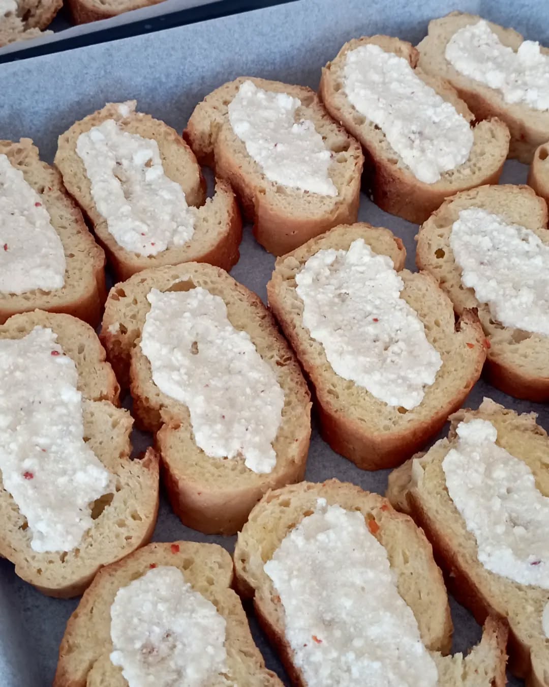 Fırında Yumurtalı Ekmek Tarifi