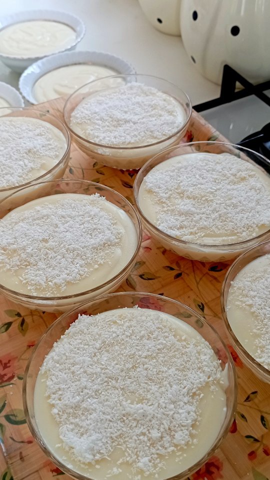Saray Muhallebisi Tarifi