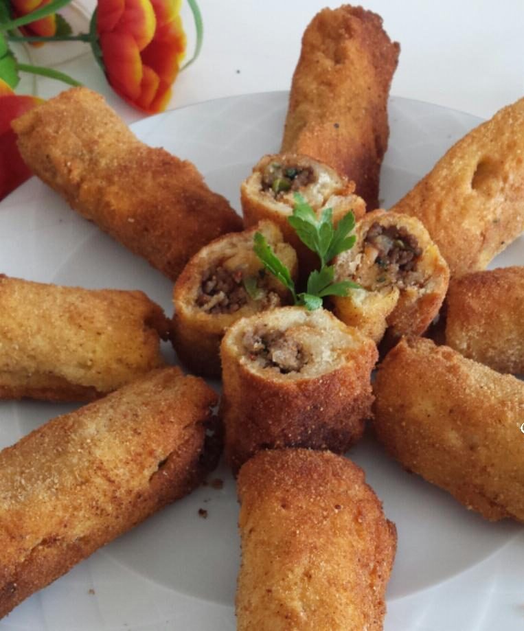 Kıymalı Tost Ekmeği Sarması Tarifi