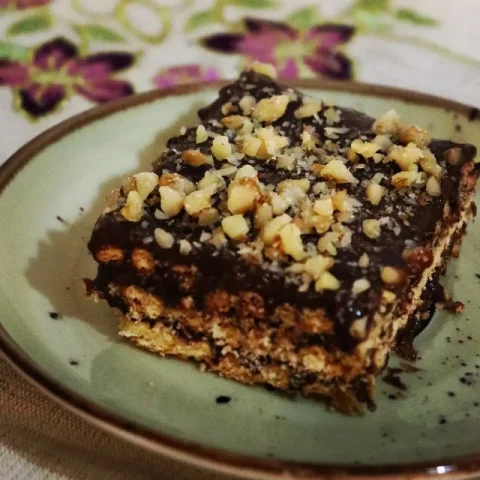 Bisküvili Kolay Pasta Tarifi