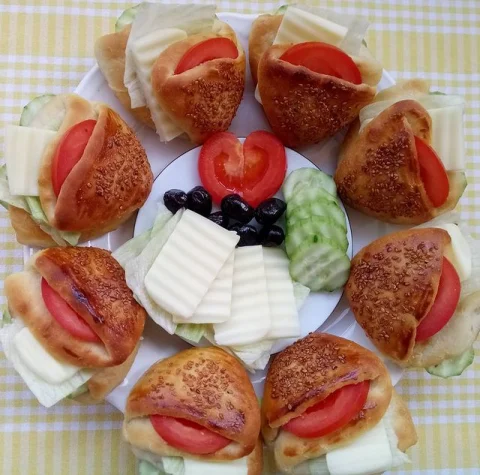 Sandviç Poğaça Tarifi