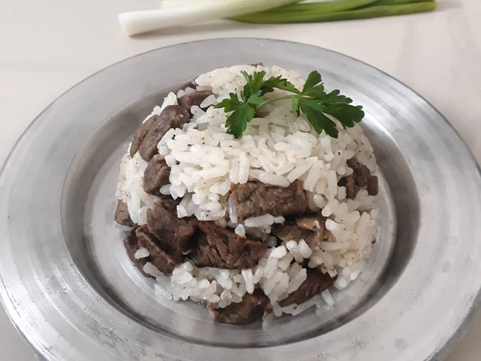 Etli Pirinç Pilavı Tarifi