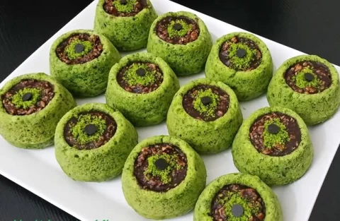 Ispanaklı Çikolatalı Fındıklı Kek Tarifi
