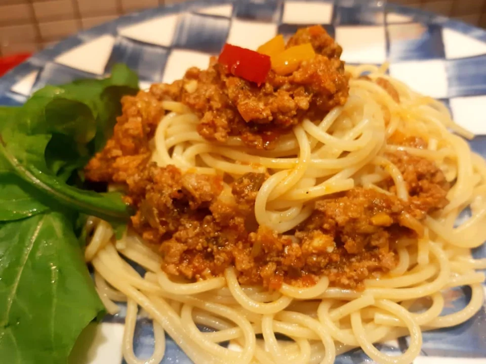 Bolonez Soslu Makarna Tarifi